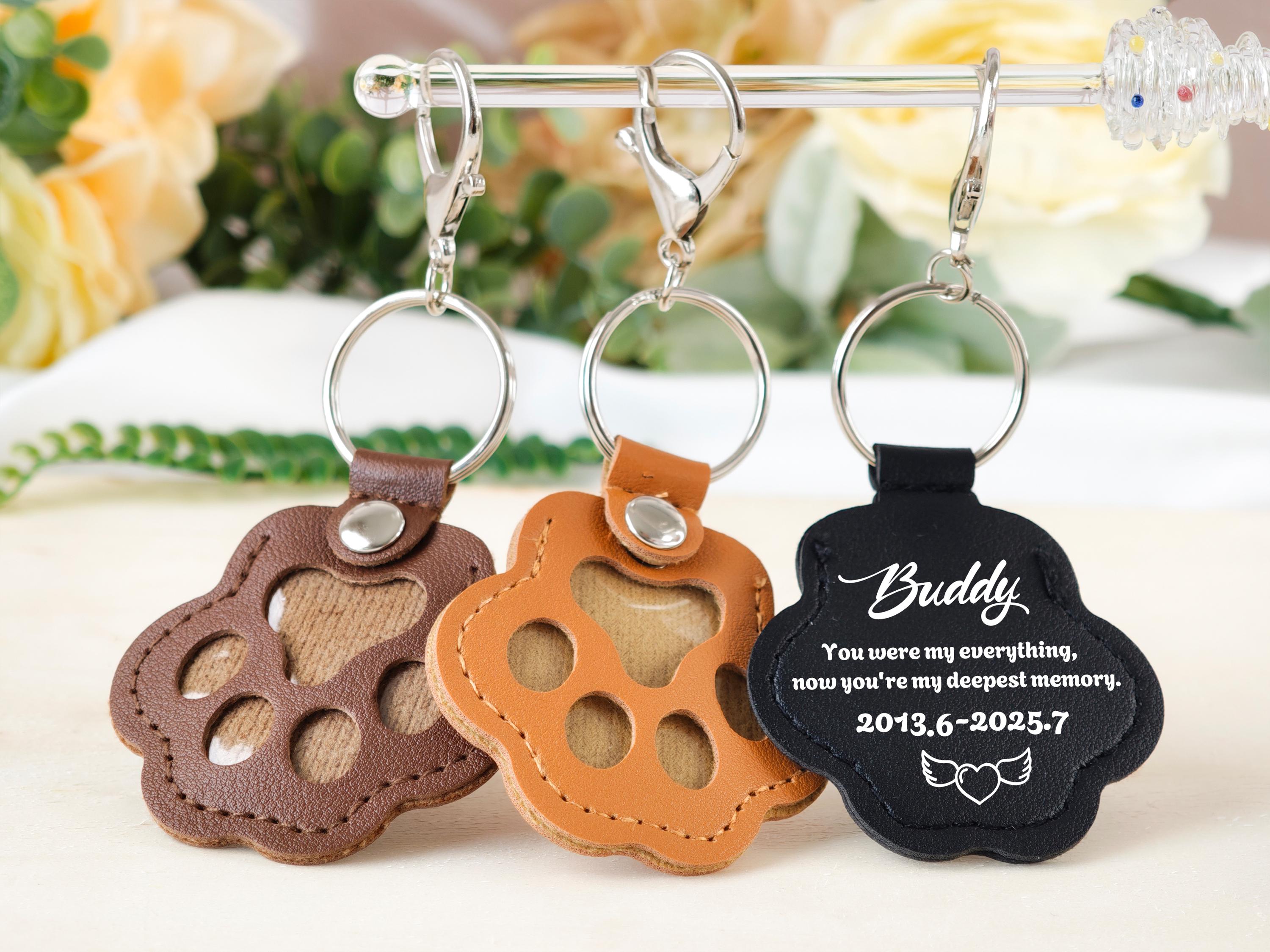 Pet Fur Keepsake Keychain,Dog Fur Keepsake Leather Pouch, Memorial Keychain for Dog,Pet Hair Storing