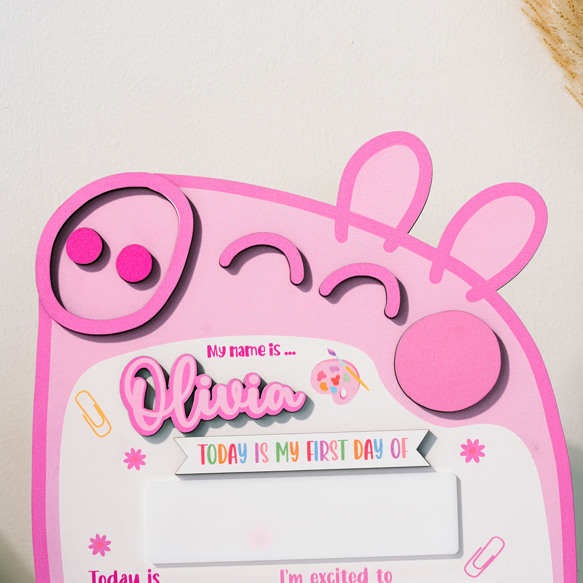 Back to School Sign Cute Pig, Custom Kids Daisy School Board Sign