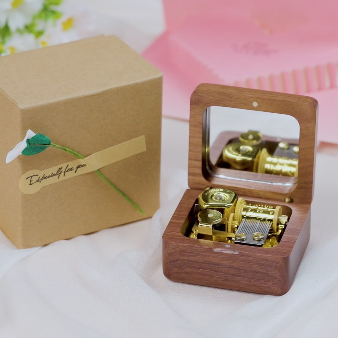 Personalized Music Box with a Custom Metal Melody Mechanism, Wooden Square Music Box
